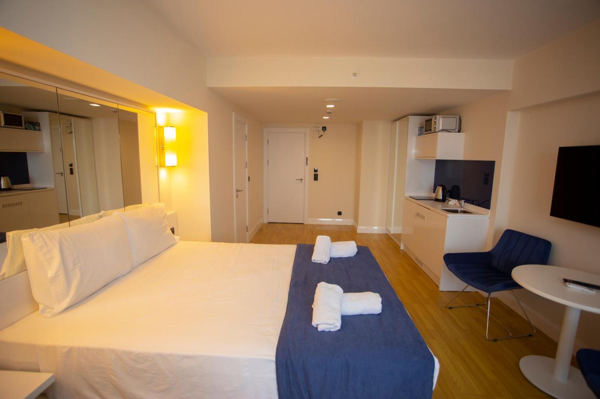 Apartmán Luxsor & Gorgeous Sea Vlews Batumi Exteriér fotografie