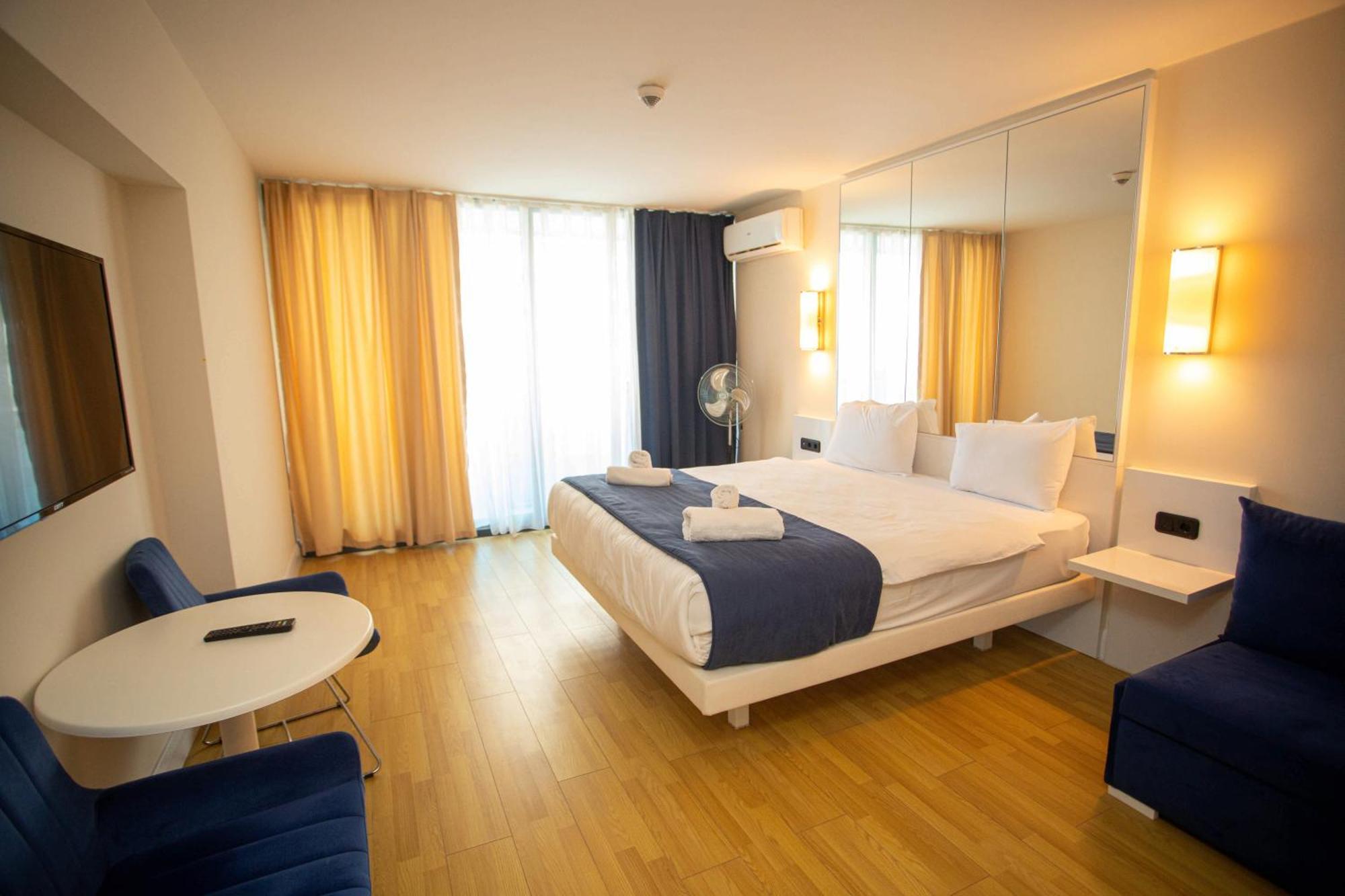 Apartmán Luxsor & Gorgeous Sea Vlews Batumi Exteriér fotografie