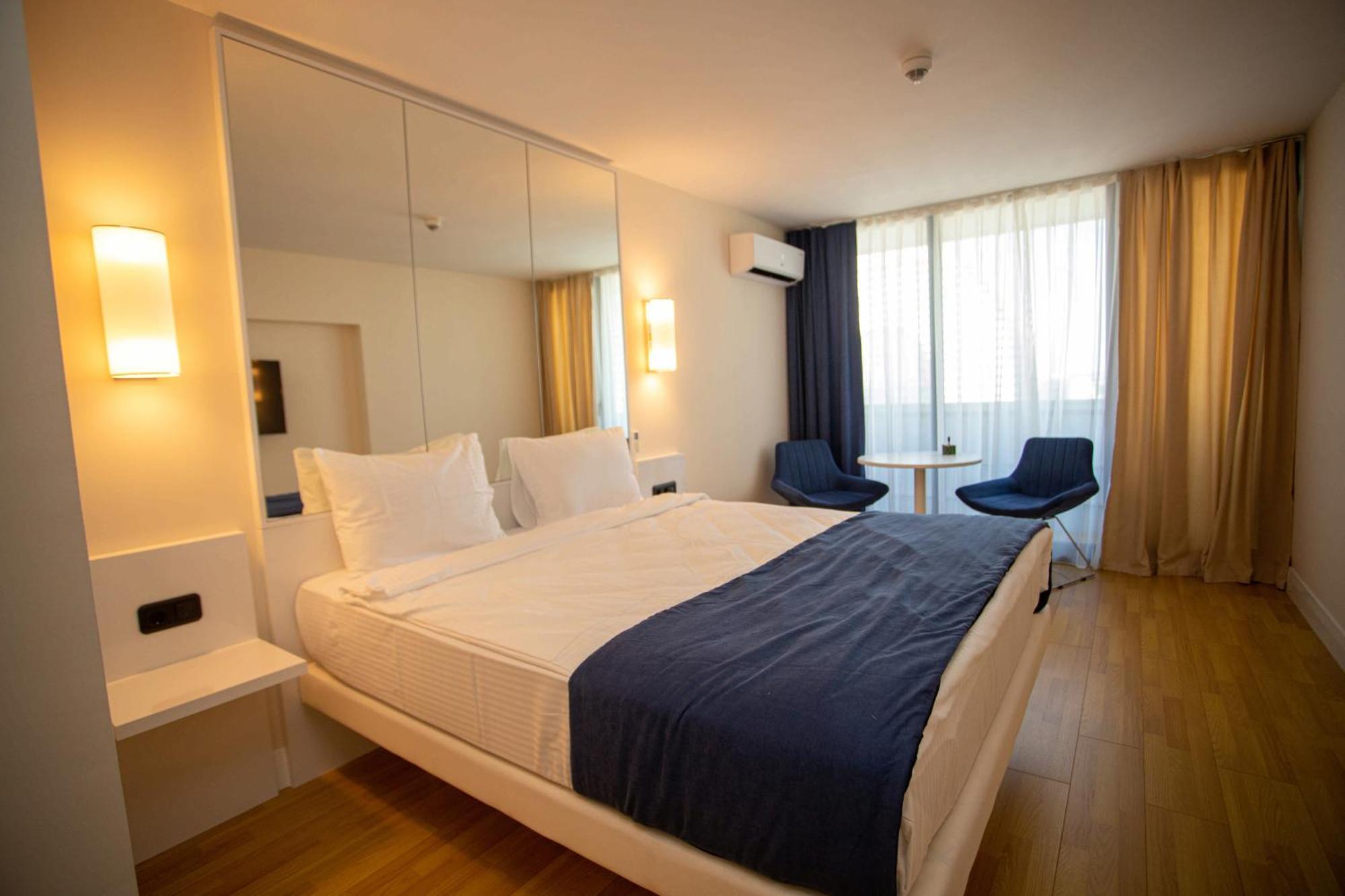 Apartmán Luxsor & Gorgeous Sea Vlews Batumi Exteriér fotografie